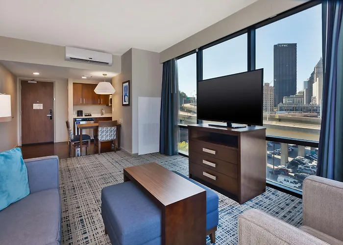 Hotel Homewood By Hilton Downtown 3*