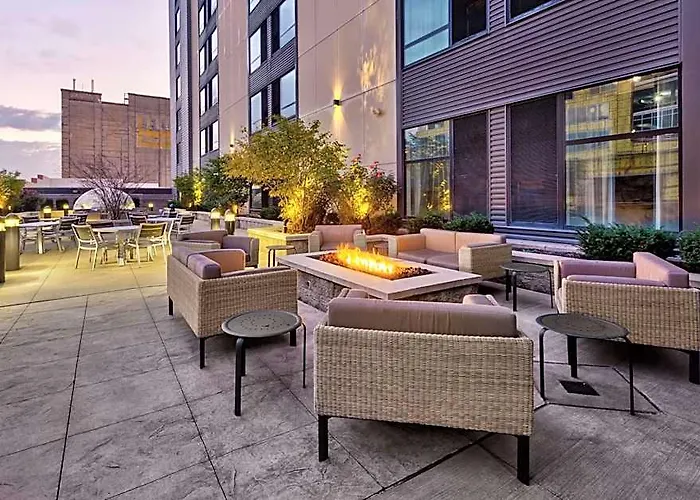 Hotel Homewood By Hilton Downtown Pittsburgh