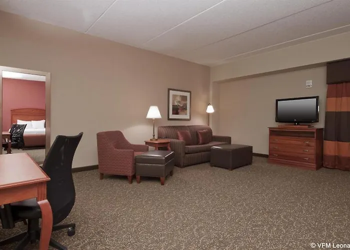 Hotel Homewood By Hilton Downtown